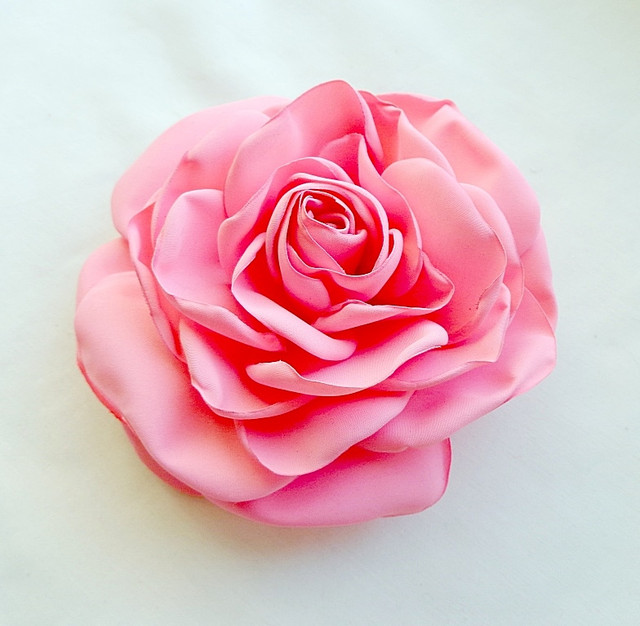 Брошка рожева квітка з тканини ручної роботи "Троянда  Аура Сада" -купити-в інтернет-магазині AnnaRose