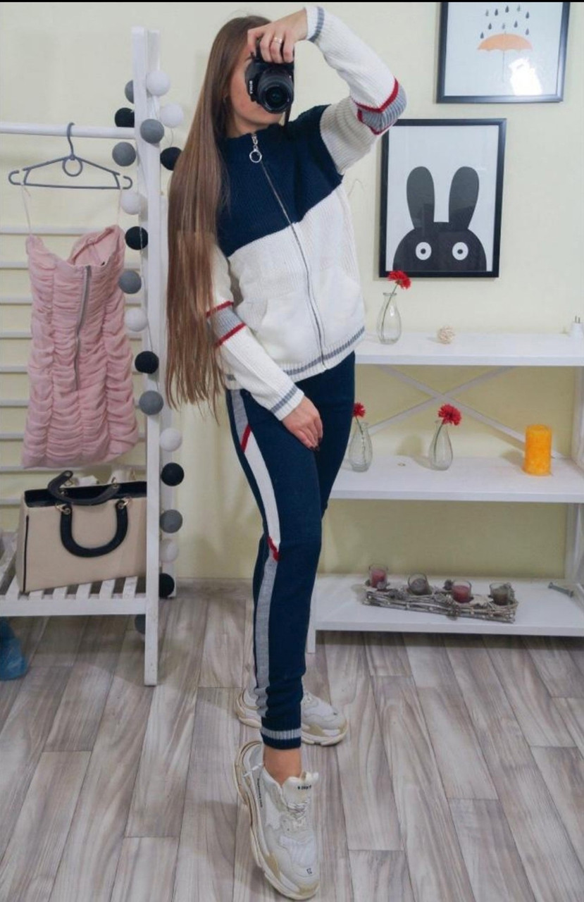 

Костюм женский спортивный зима-осень-весна, Черно-белый