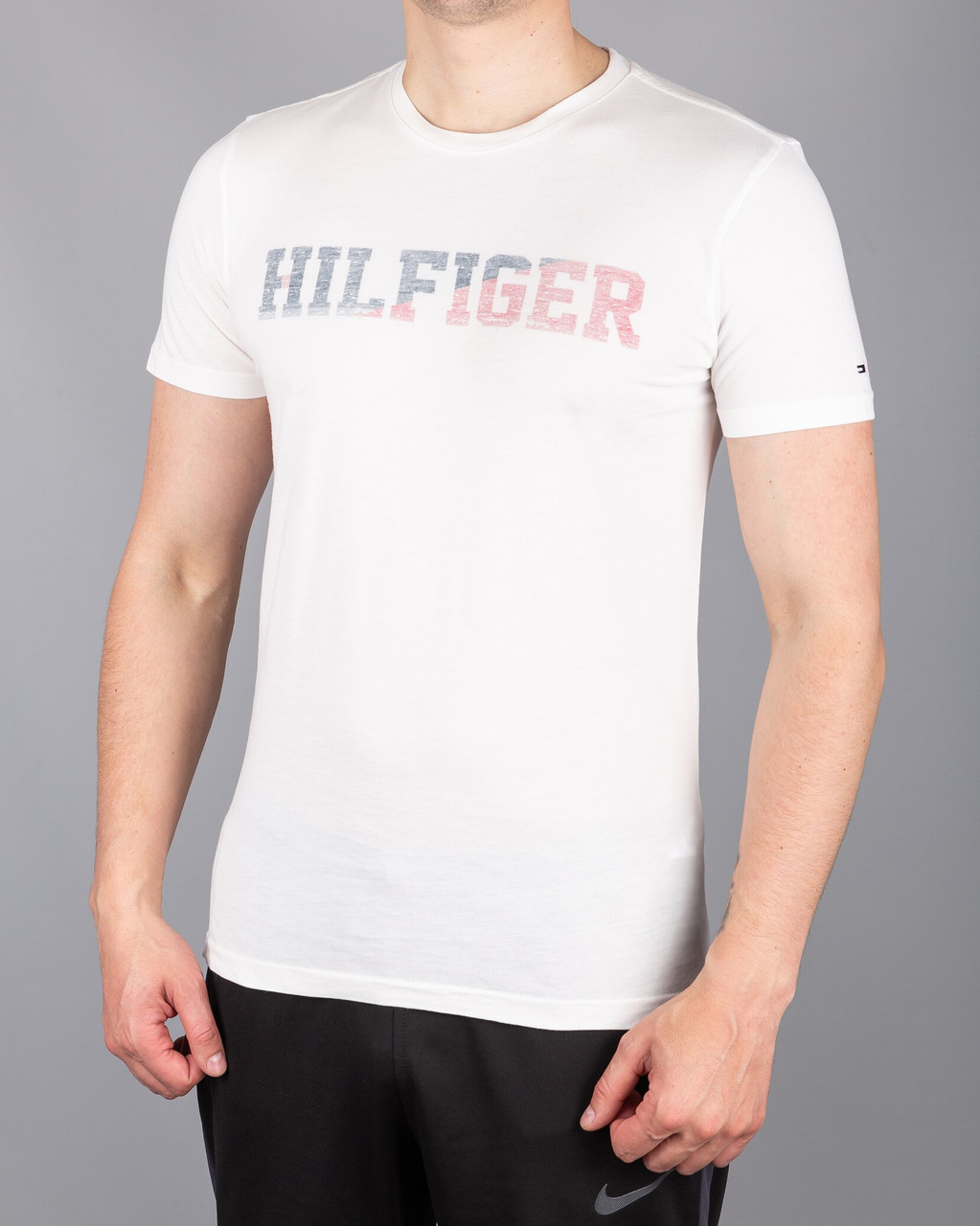 

Футболка Tommy Hilfiger (Tommy-Hilfiger-9882-2) M