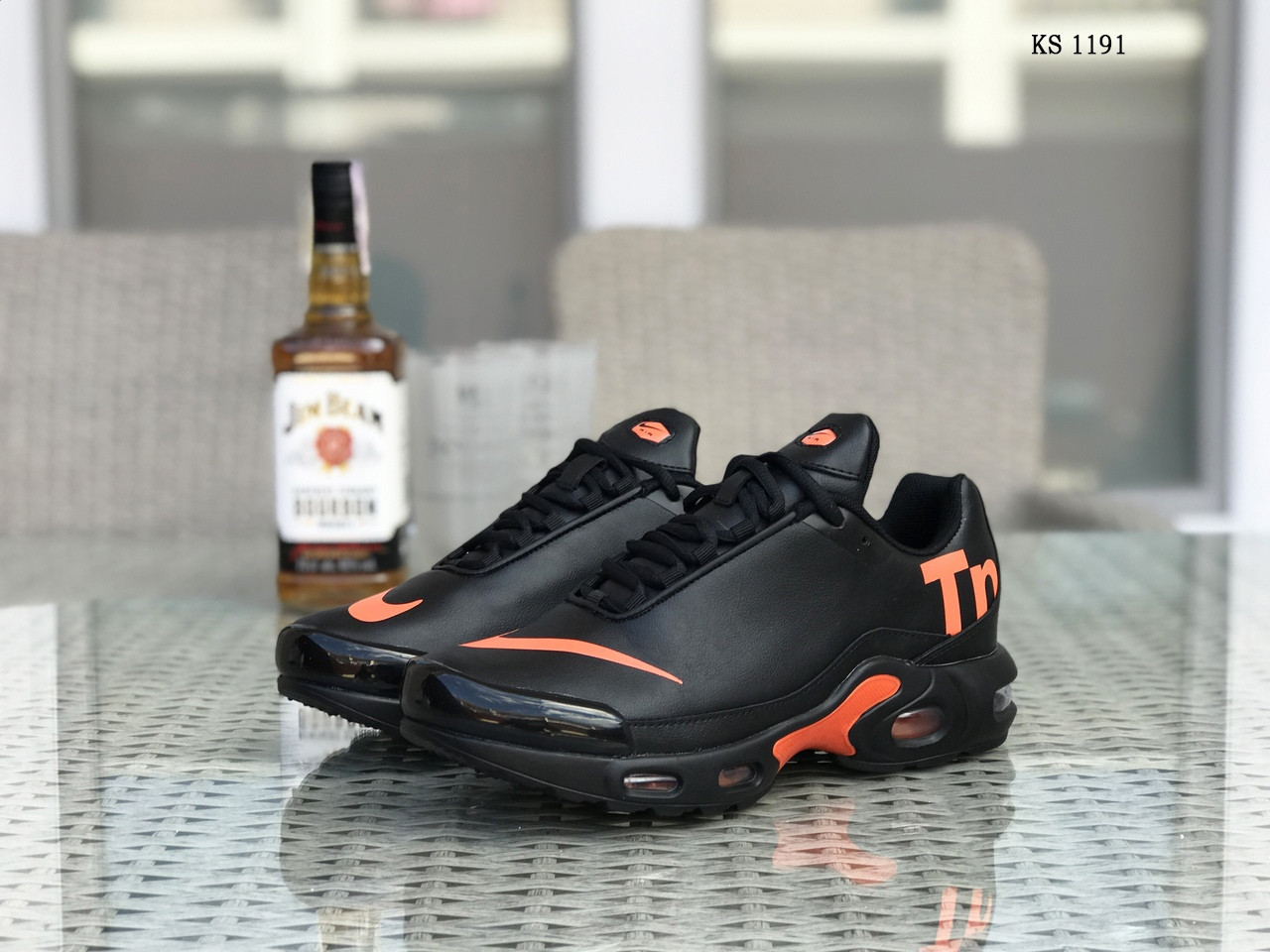 

Мужские кроссовки в стиле Nike Найк Air Max Tn, кожа, черные с оранжевым 46 (29,5 см), Черный