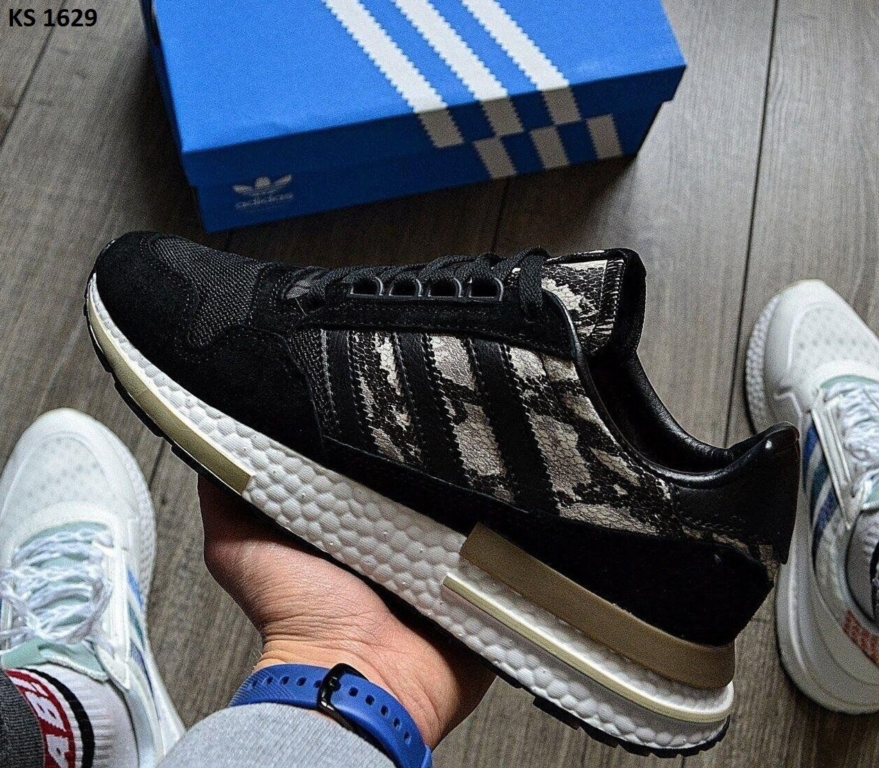 

Мужские кроссовки в стиле Adidas Адидас ZX 500 RM Commonwealth, черные 43 (27,5 см), Черный