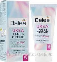 Дневной крем для очень сухой кожи лица с 5% косметичнской мочевиной  Balea Urea Tagescreme mit 5 % Urea  50 мл