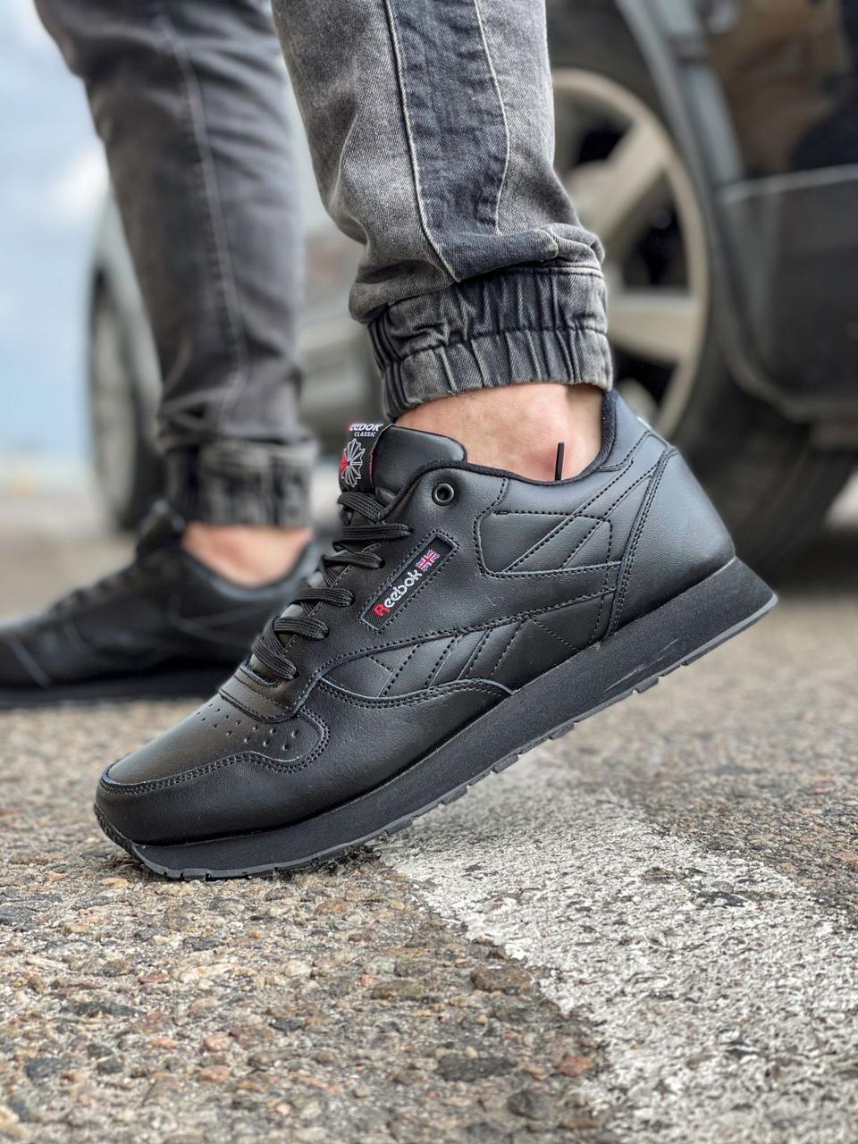 

Кроссовки мужские 17792, Reebok Classic, черные, [ 41 43 44 45 46 ] р. 45-29,0см., Черный