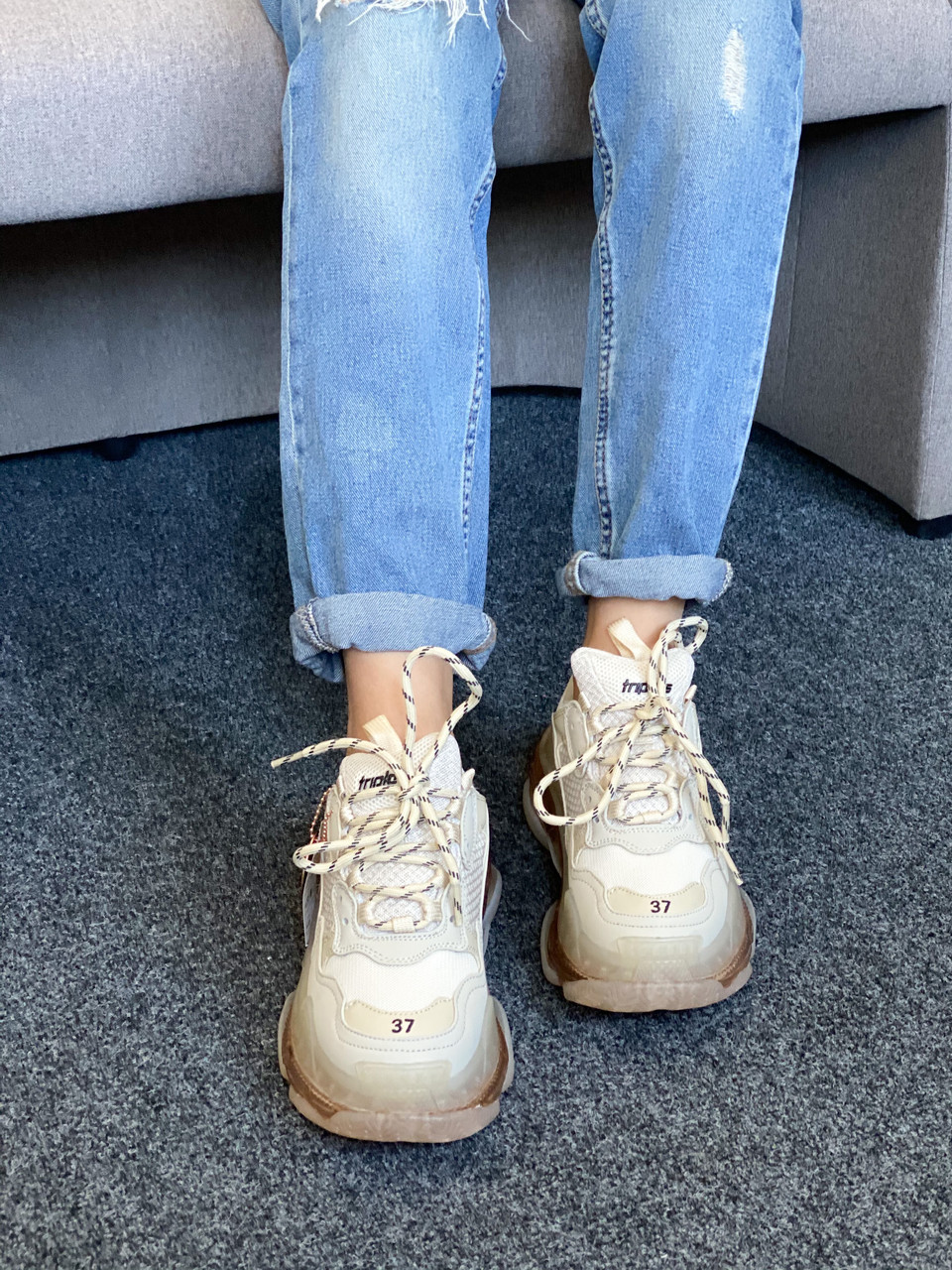 

Женские светлые летние кроссовки белые Баленсиага Balenciaga Triple S Transparent Crystal (бежевые), Бежевый