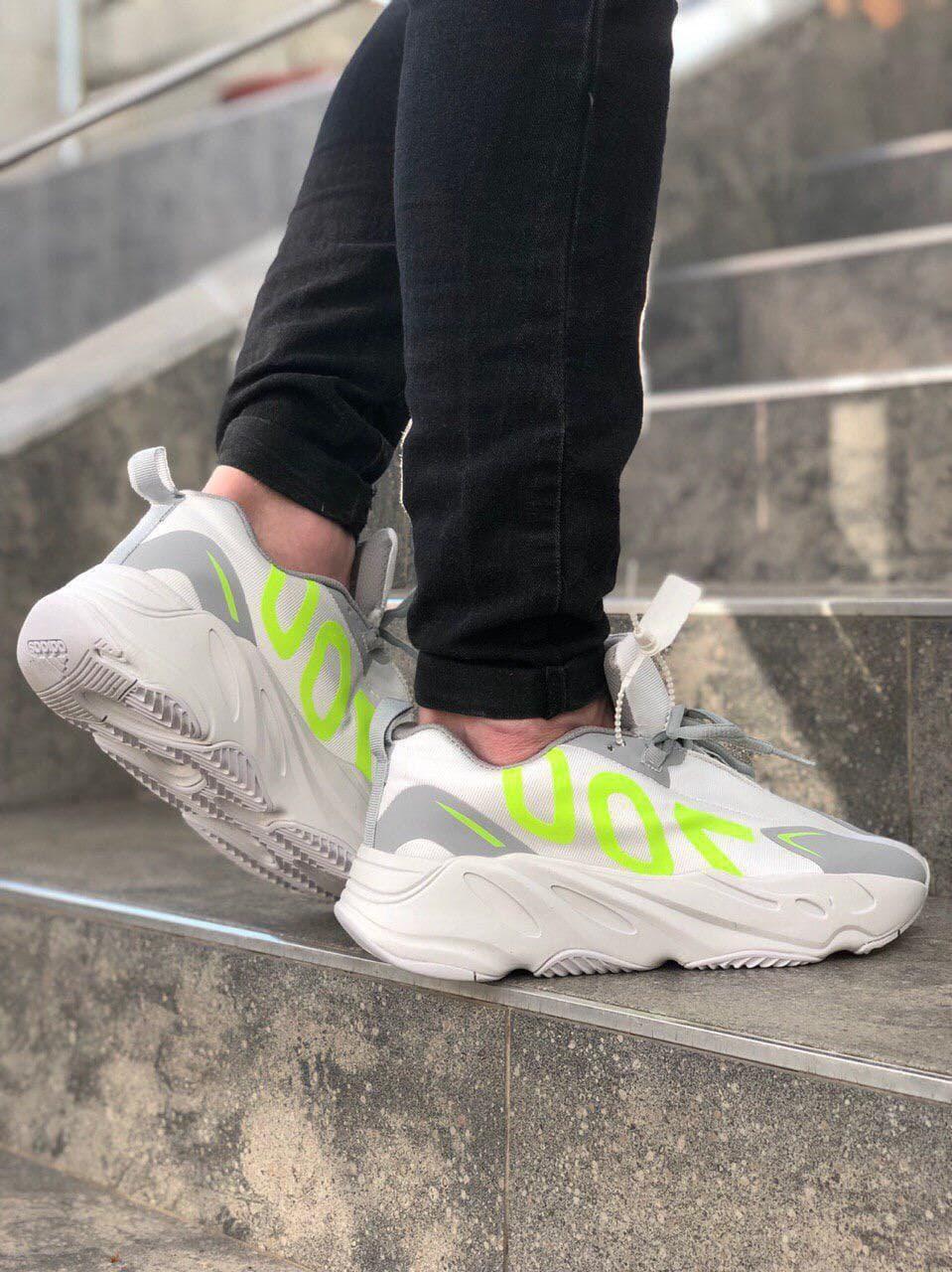 

Мужские кроссовки Adidas Yeezy Boost 700 White Grey / Адидас Изи Буст 700 Белые Серые 41, Белый