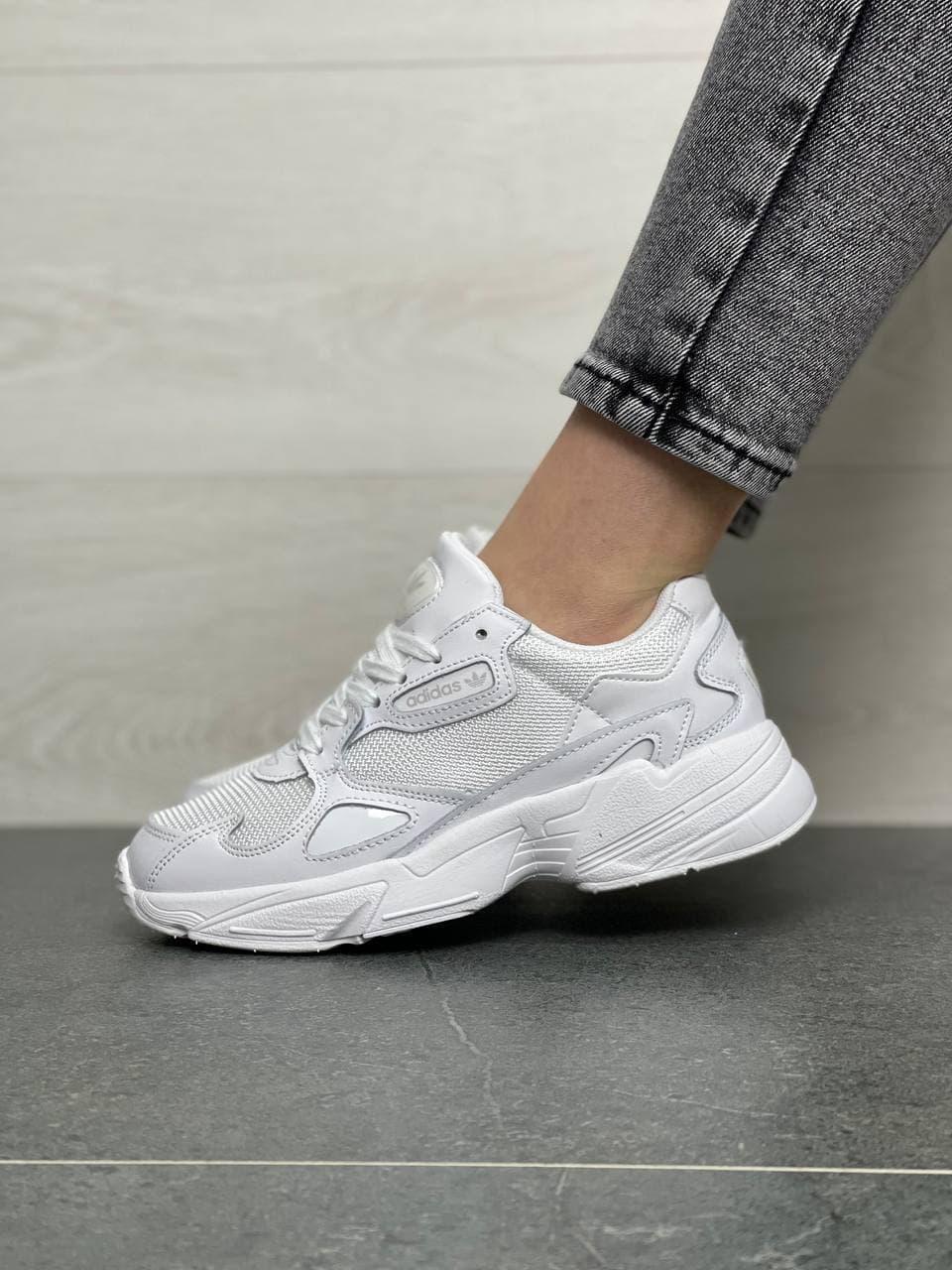 

Женские кроссовки Adidas Falcon White (белые) DB1168 качественная стильная обувь, Белый