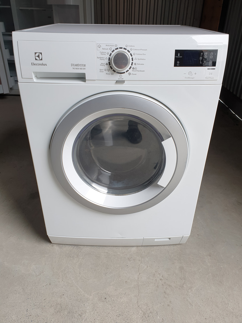 Стиральная машина Electrolux Wash & Dry 8/7 KG з Сушкою / EWW 1686 HDW