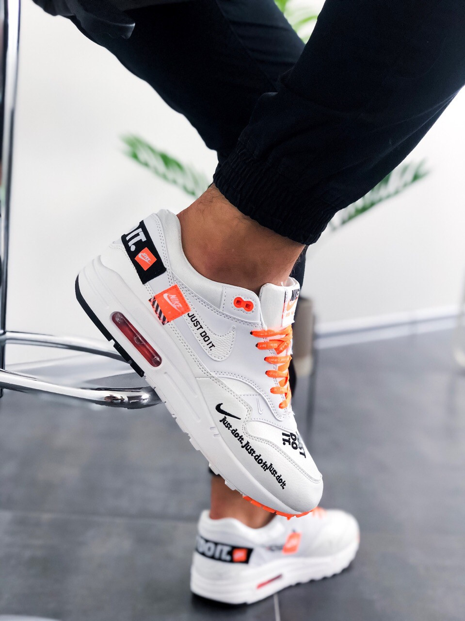 

Кроссовки Nike Air Max 1 Just Do It Pack White