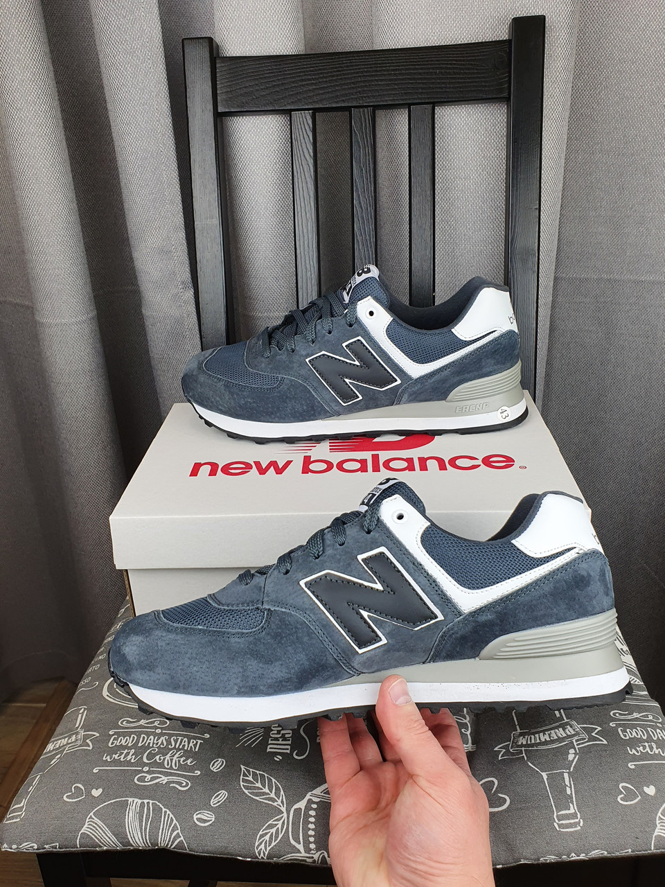 

Стильные кроссовки мужские New Balance 574 серые с белым с сеточкой. Кроссы Нью Беленс 574 серые замша, Серый