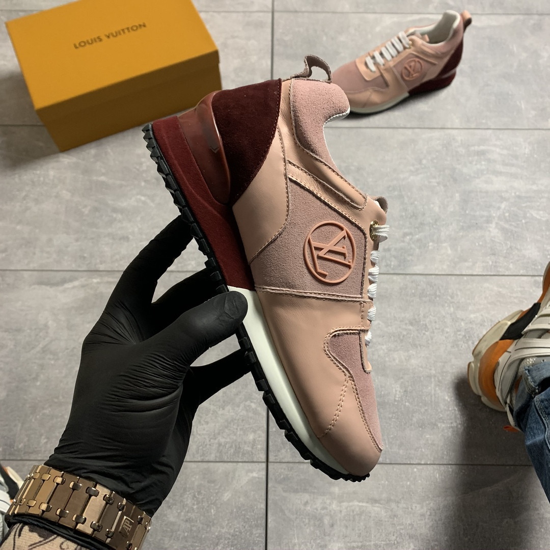 

Louis Vuitton Runner Away Light Pink (Персиковый)