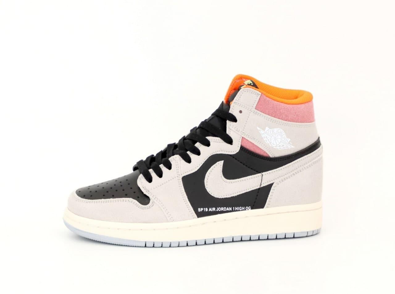 

Женские кроссовки Nike Air Jordan Retro 1 High Grey Black / Найк Аир Джордан Ретро 1 Высокие Серые Черные 41, Серый