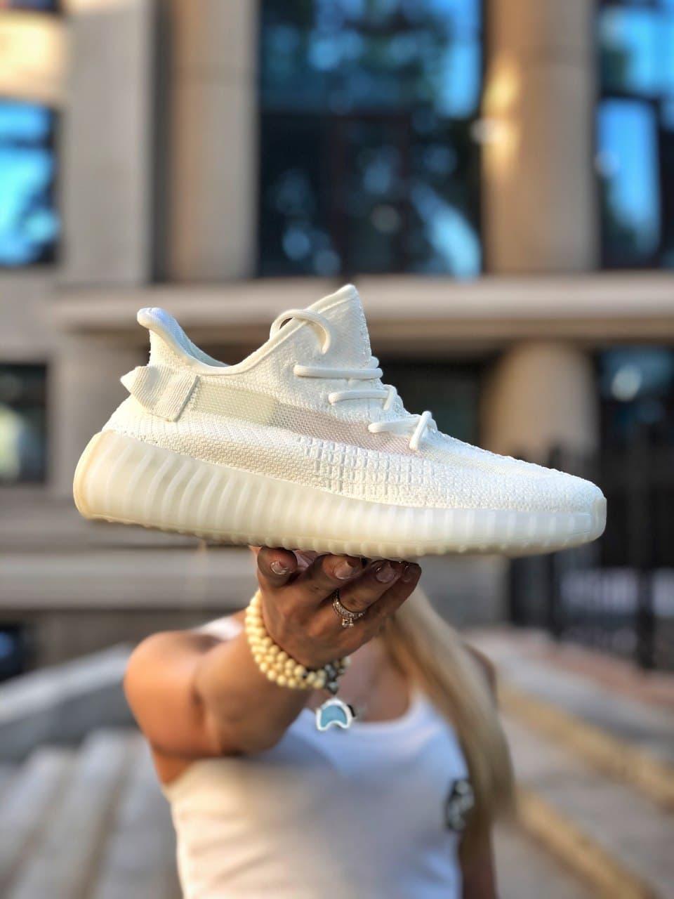 

Мужские кроссовки Adidas Yeezy Boost 350 v2 Ice Cream / Адидас Изи Буст 350 в2 Кремовые, Кремовый