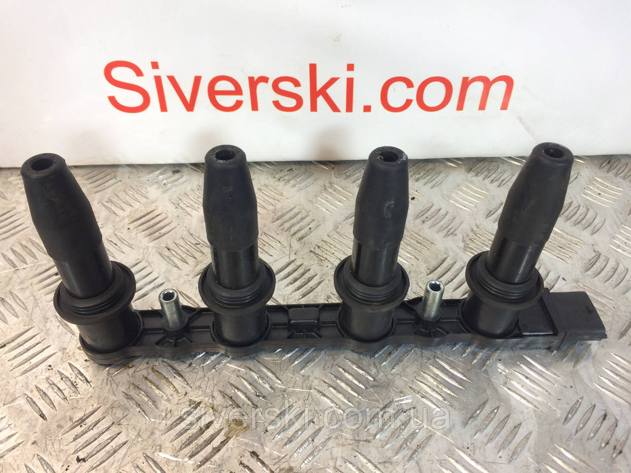 

Катушка зажигания, бабина Opel Vectra C, Astra G, Astra H, Meriva, Signum, Corsa D, Zafira A, B, Fiat Croma