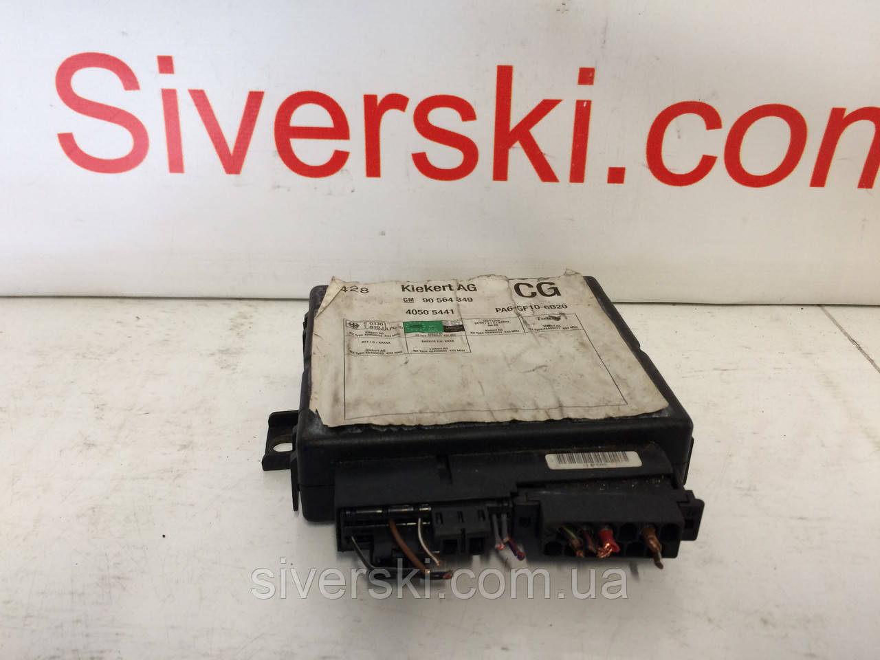 

Блок комфорта Opel Astra, Vectra, Zafira, Omega B 90564349