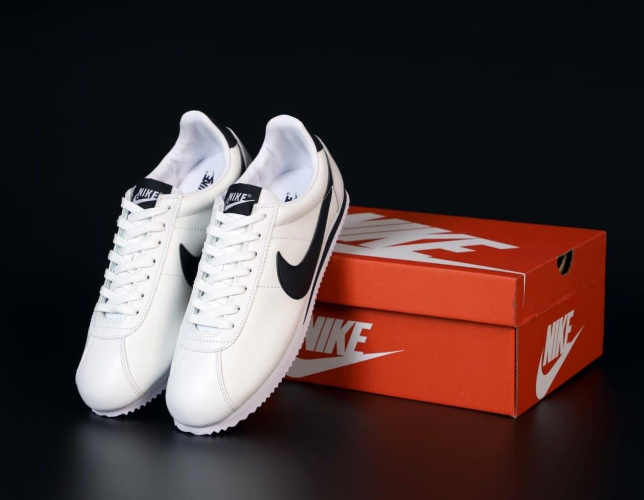 

Белые кожаные кроссовки Nike Cortez White Leather (Найк Кортез) мужские и женские размеры 43, Белый