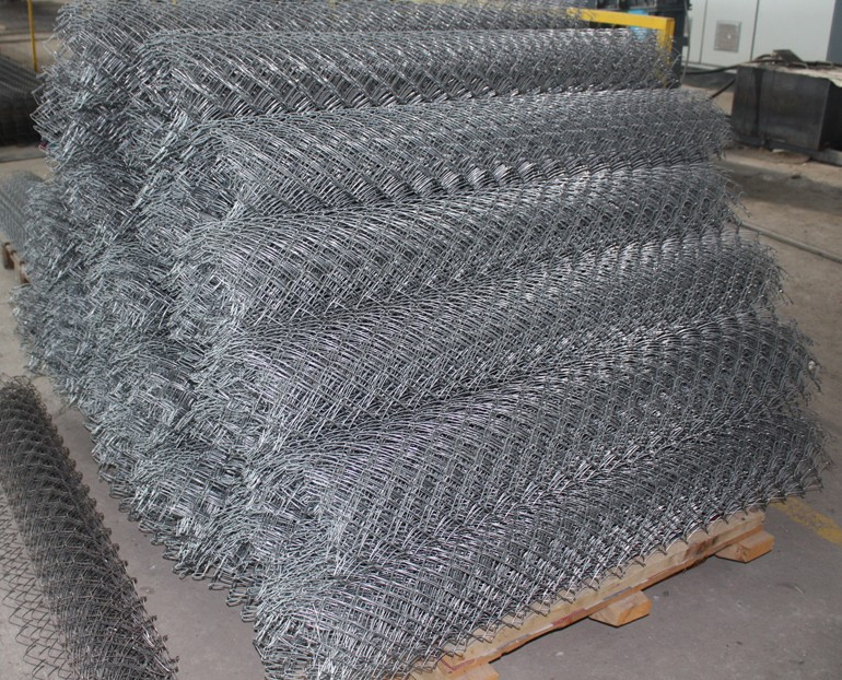Сетка рабица металическая, сетка плетенная 20х20х1,6 мм , высота 1,8 м купить цена доставка