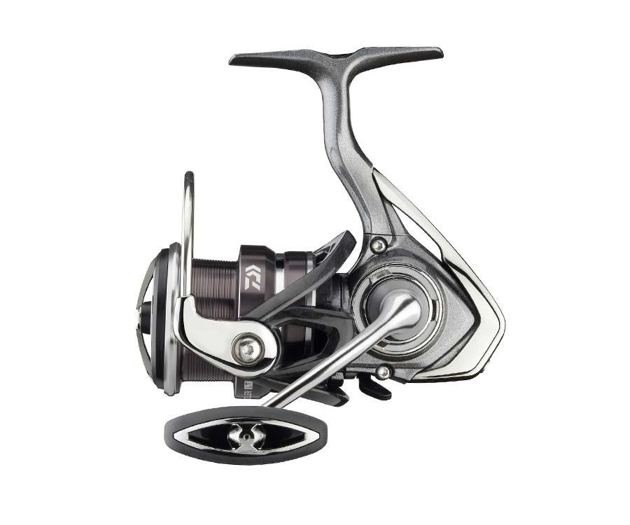 

Катушка Daiwa 20 Exceler LT 3000-C
