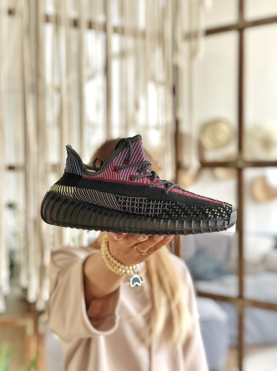 

Adidas Yeezy Boost 350v2 Black Refl, Черный