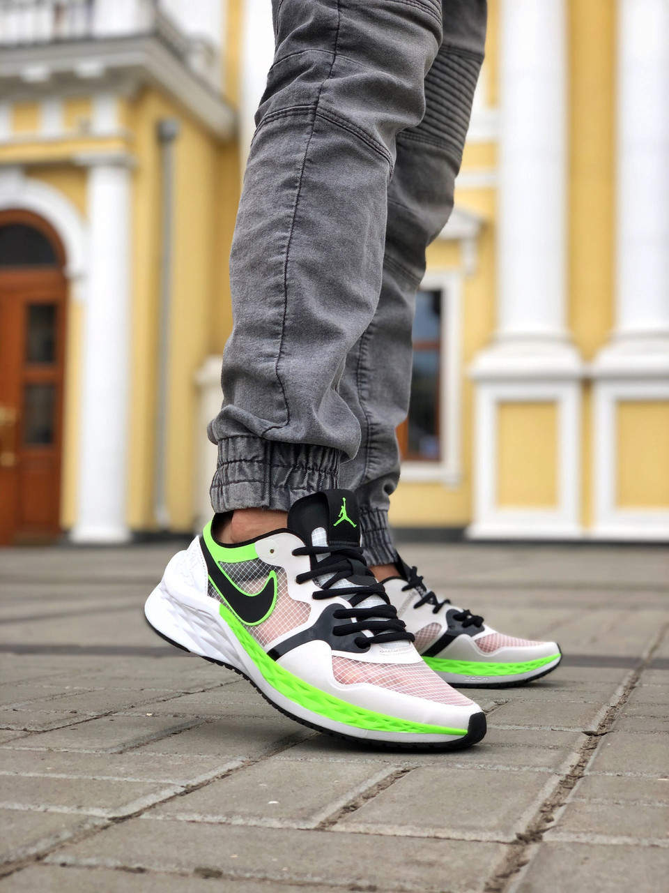 

Jordan Air Zoom 85 Runner