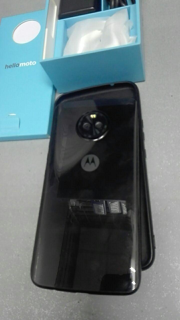 

Мобильные телефоны Б/У Motorola Moto X4 (XT1900)