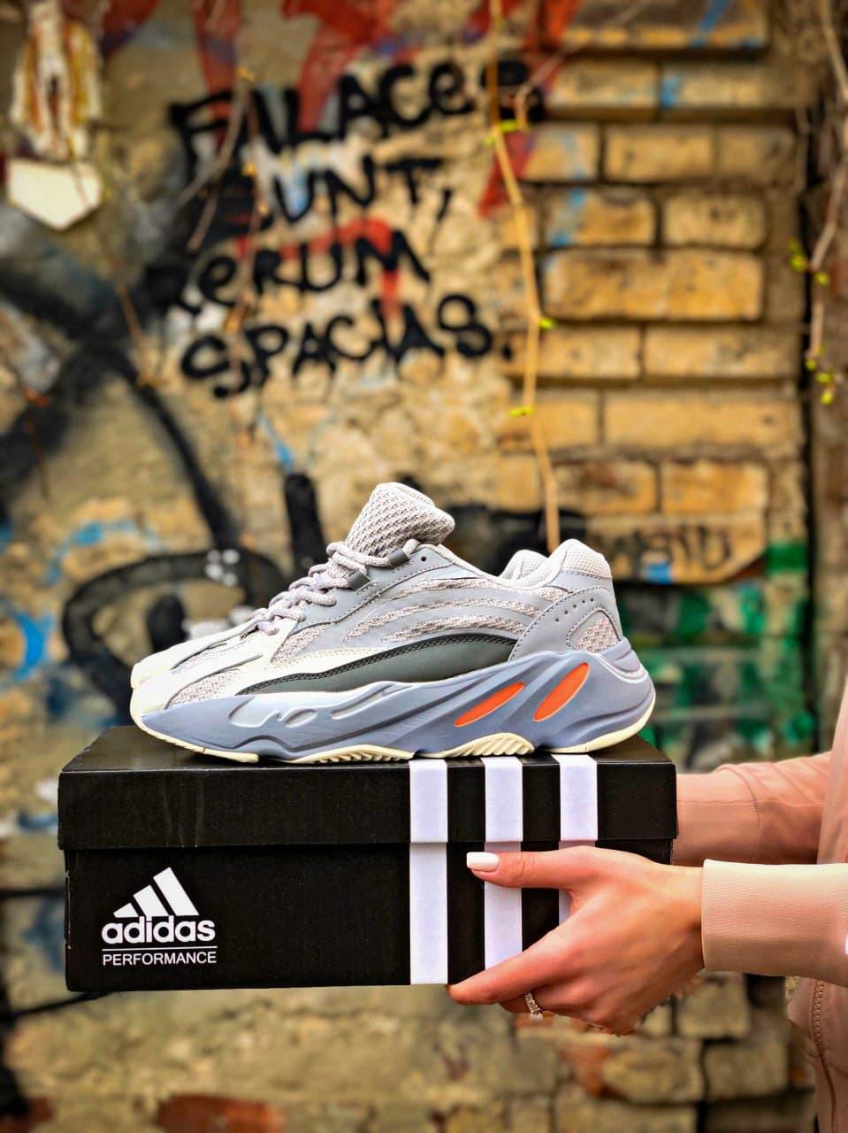 

Женские кроссовки Adidas Yeezy Boost 700 Inertia "Grey" / Адидас Изи Буст 700 Серые 41, Серый