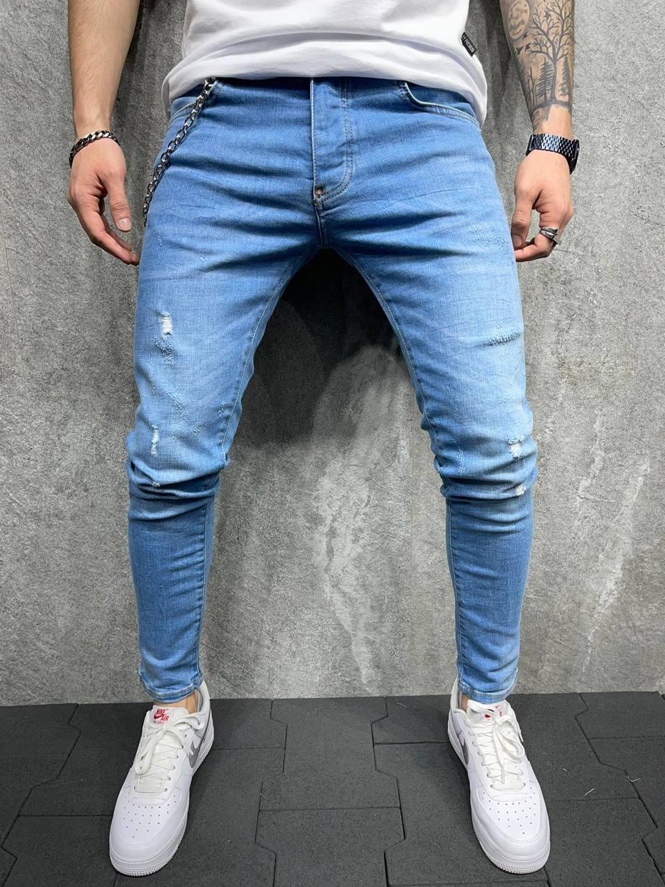 

Мужские стильные зауженные джинсы , синие базовые (цепь в комплекте) 32