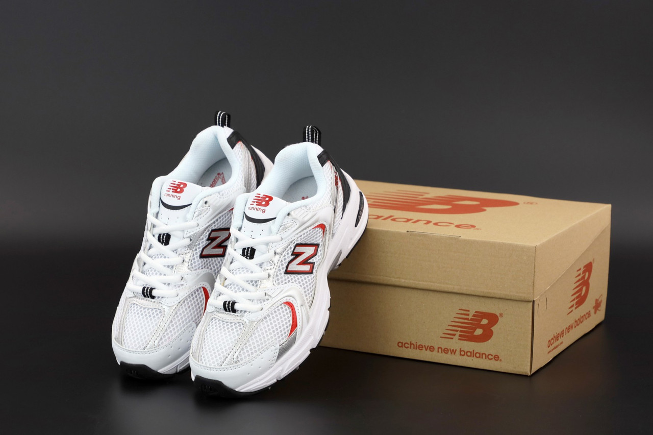 

Мужские белые Кроссовки New Balance 530 44, Белый