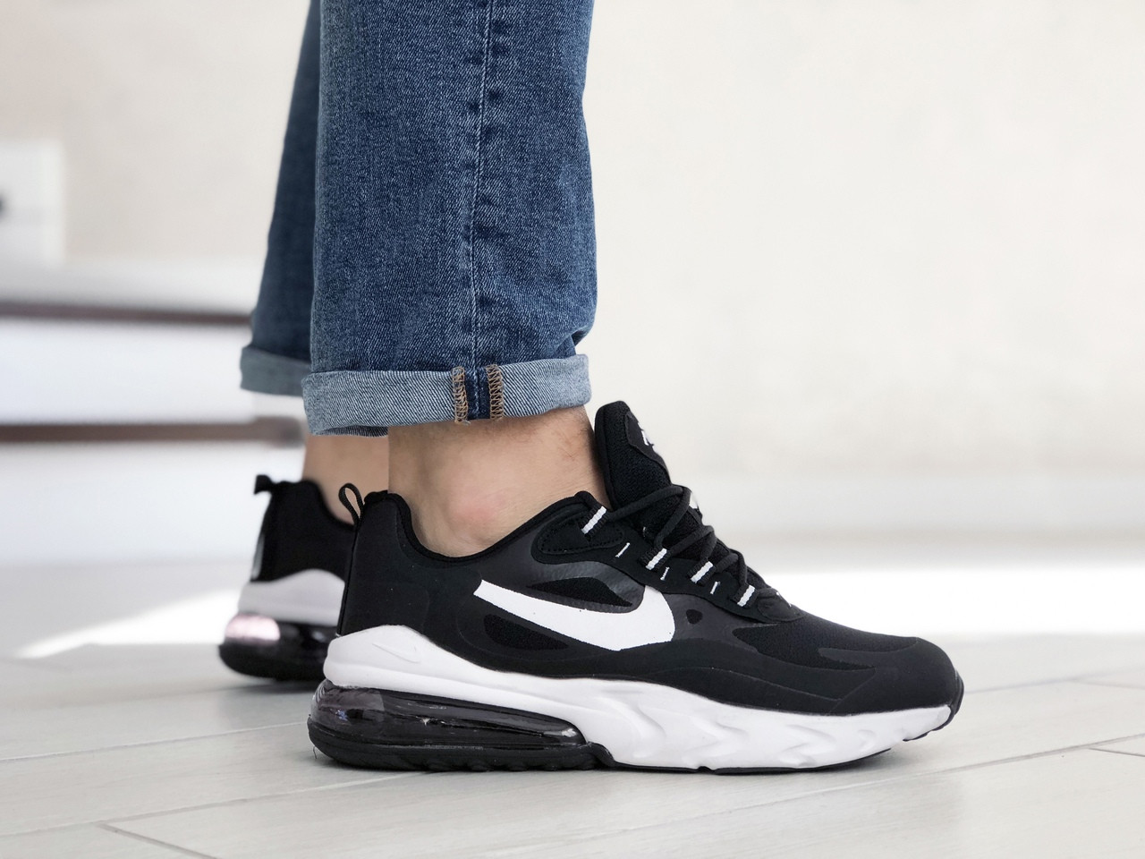 

Nike Air Max 270 React Black White / Найк Аир Макс 270 Реакт Черные Белые Мужские 42, Черно-белый