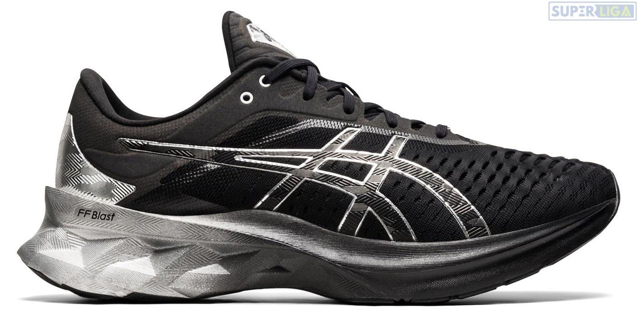 

Беговые кроссовки Asics NOVABLAST PLATINUM (1011B157-001) 8.5US / 26.5cm