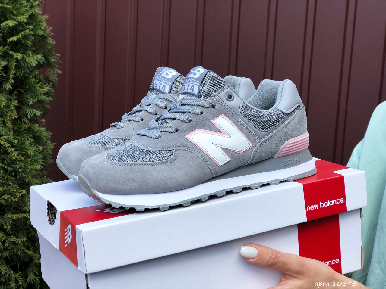 

Женские (подростковые) кроссовки New Balance 574,серые с розовым, Светло-серый