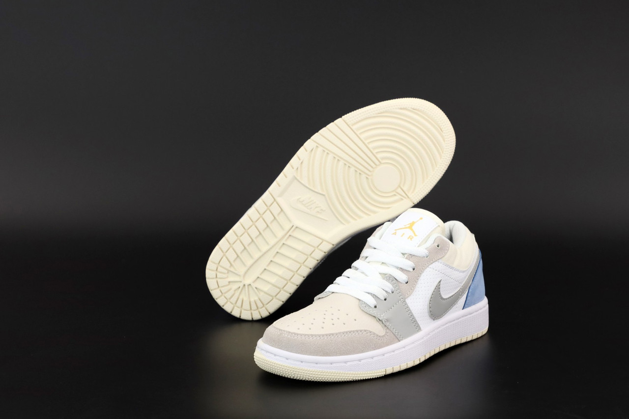 

Кроссовки женские Nike Air Jordan 1 Retro Low, Найк Аир Джордан, натуральная кожа, код KD-12559 39, Разные цвета