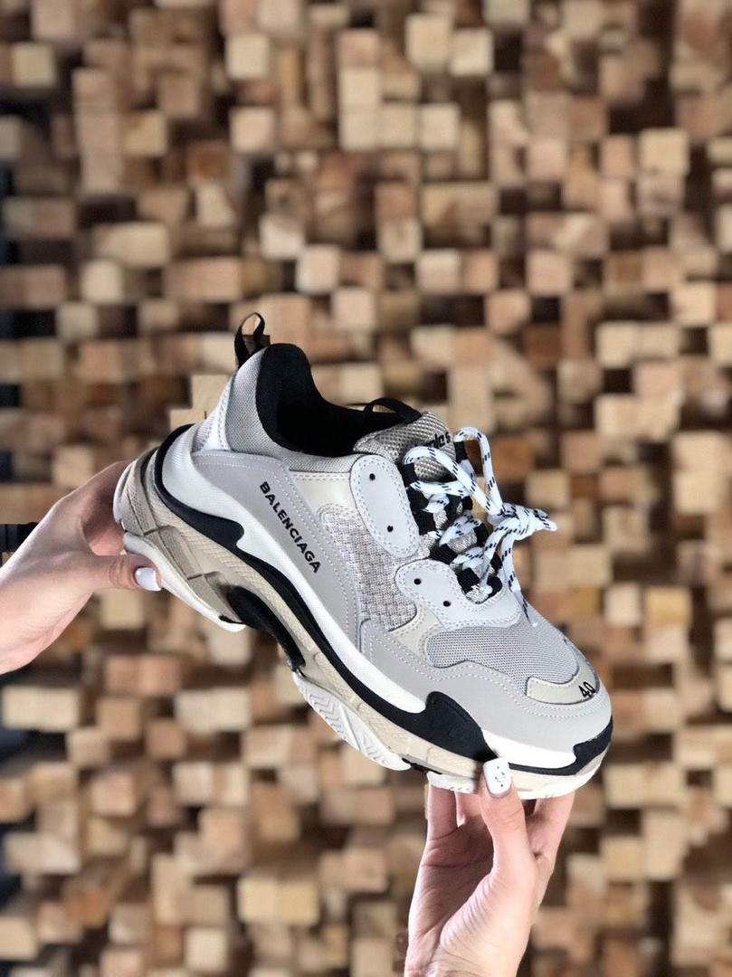 

Balenciaga Triple S Vanille (Бежевый)