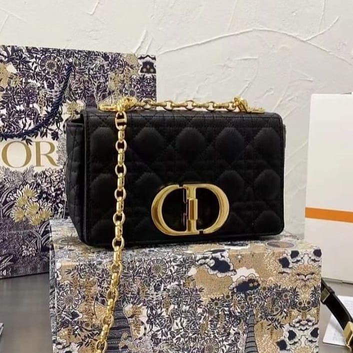 

Женская сумка клатч Dior Caro. Фирменная упаковка. Коробка, пыльник!, Черный