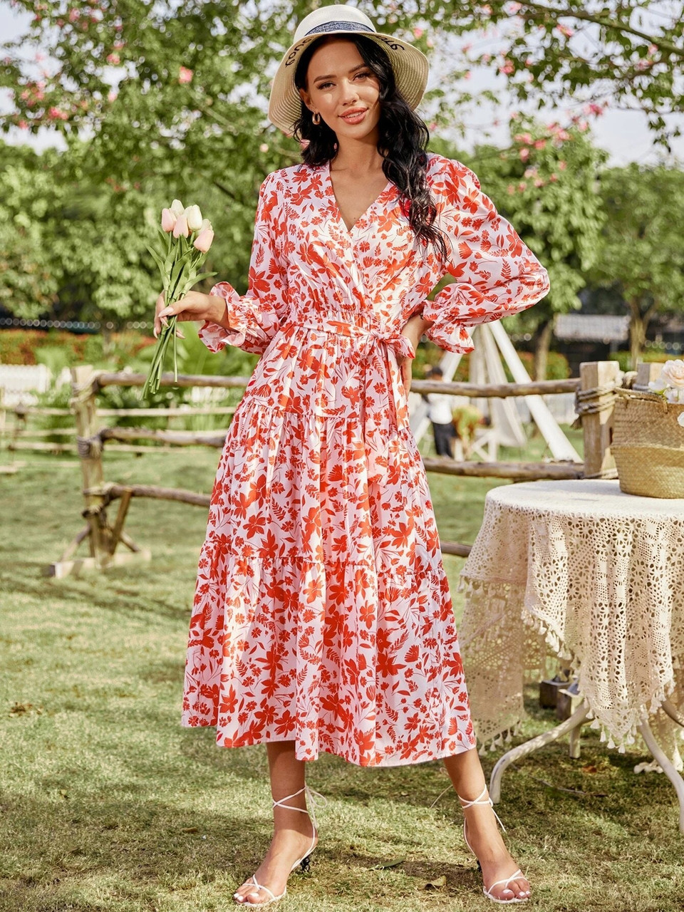 

Плаття жіноче з пишною спідницею Blooming flower Berni Fashion (S)