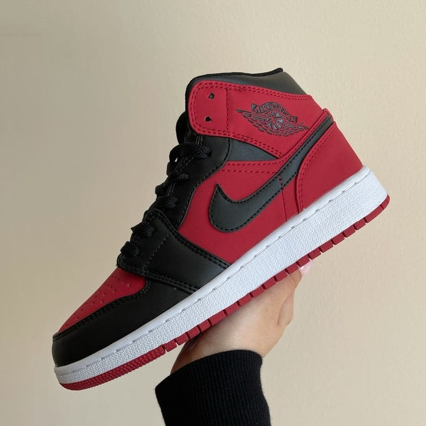 

Nike Air Jordan Red Black | кроссовки женские; красные/черные; осенние/весенние 40, Красный