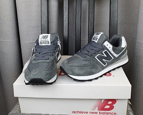 

Кроссы для женщин серые с белым Нью Баланс 574. New Balance 574 Grey White женские кроссовки замша сетка 41, Серый