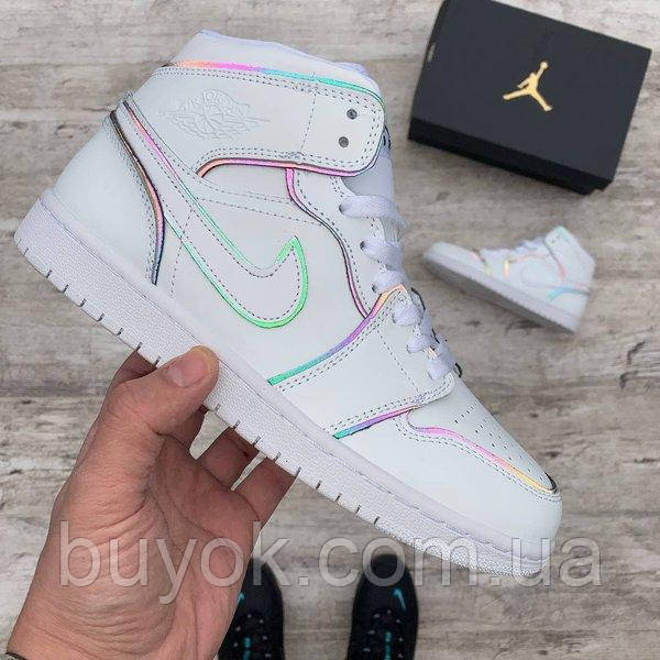 

Мужские кроссовки Air Jordan 1 Mid Iridescent Reflective White CK6587-100 43, Белый