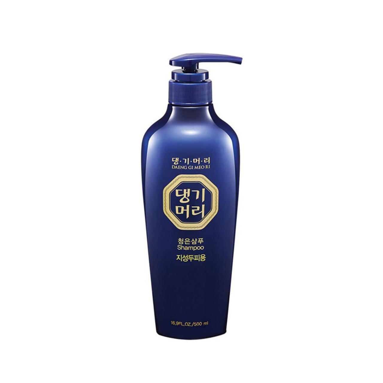 

Тонизирующий шампунь для жирных волос Daeng Gi Meo Ri Chungeun Shampoo For Oily Scalp 780 мл (8807779085052)