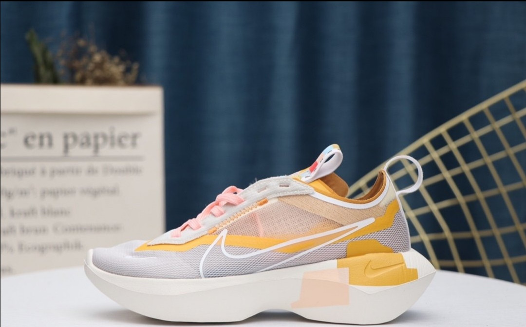 

Женские кроссовки Nike Vista Lite