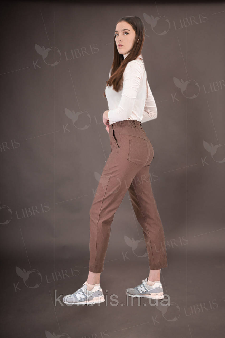 Женские летние брюки чинос из коттона шоколадного цвета