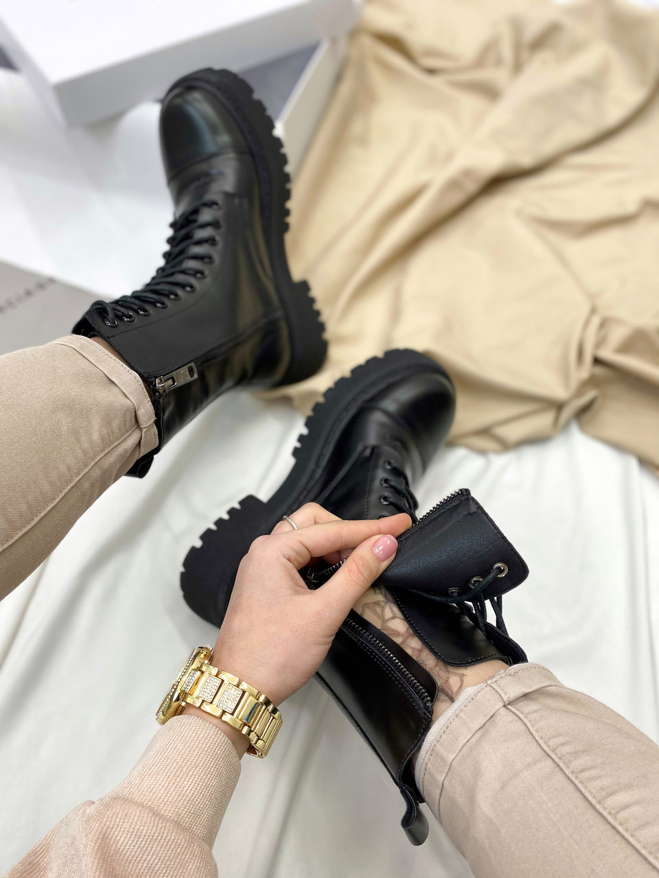 

Balenciaga Tractor Lace-up Boot Black (черные), Черный