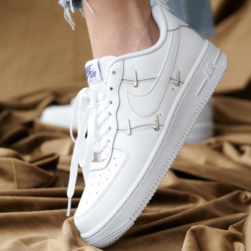 

Nike Air Force Metal Swoosh White