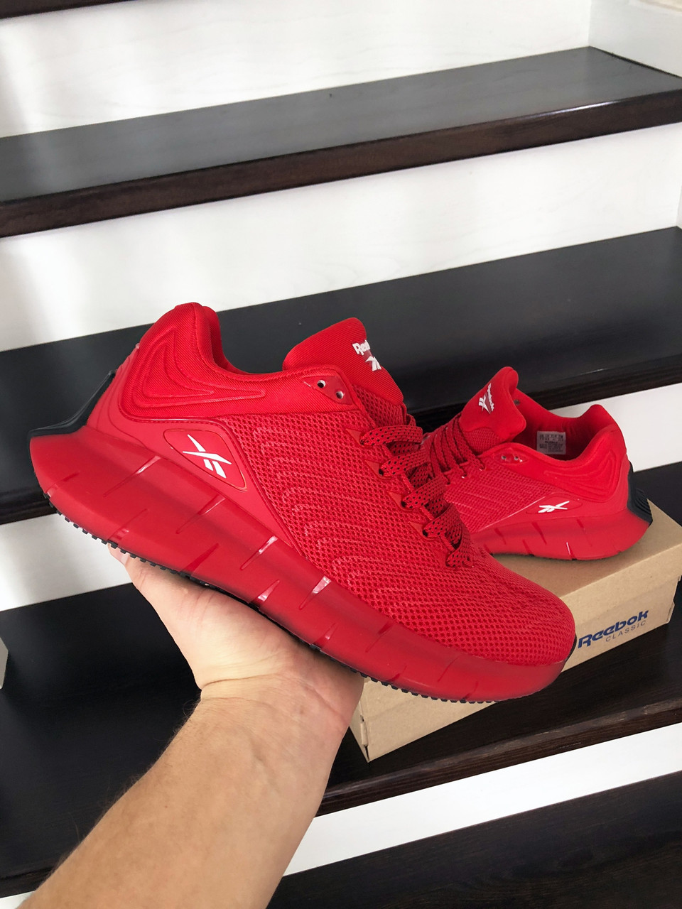 

Мужские кроссовки в стиле Reebok Рибок Zig Kinetica, красные. 42 (27 см), Красный