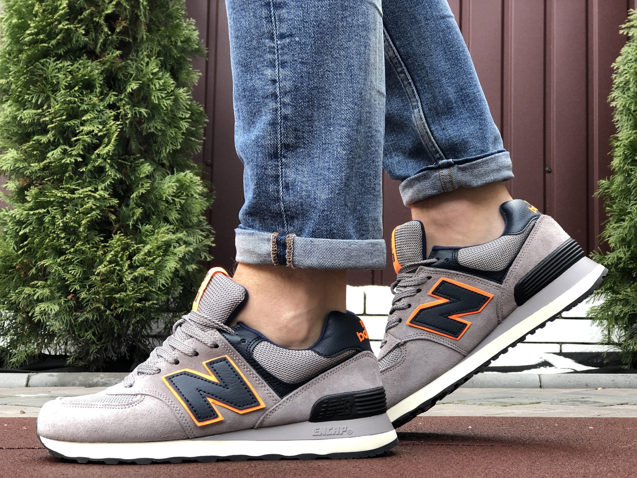 

Мужские кроссовки в стиле New Balance Нью Беланс 574, серые с оранжевым. 45 (28,8 см), Серый