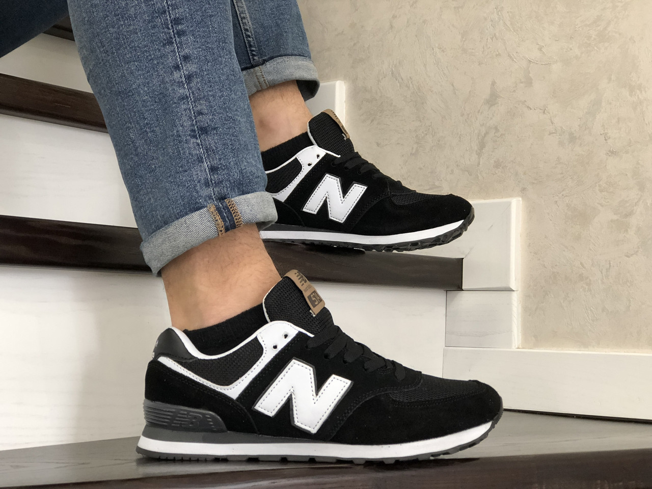 

Мужские кроссовки в стиле New Balance Нью Беланс 574, черные с белым. 46 (29,5 см), Черный