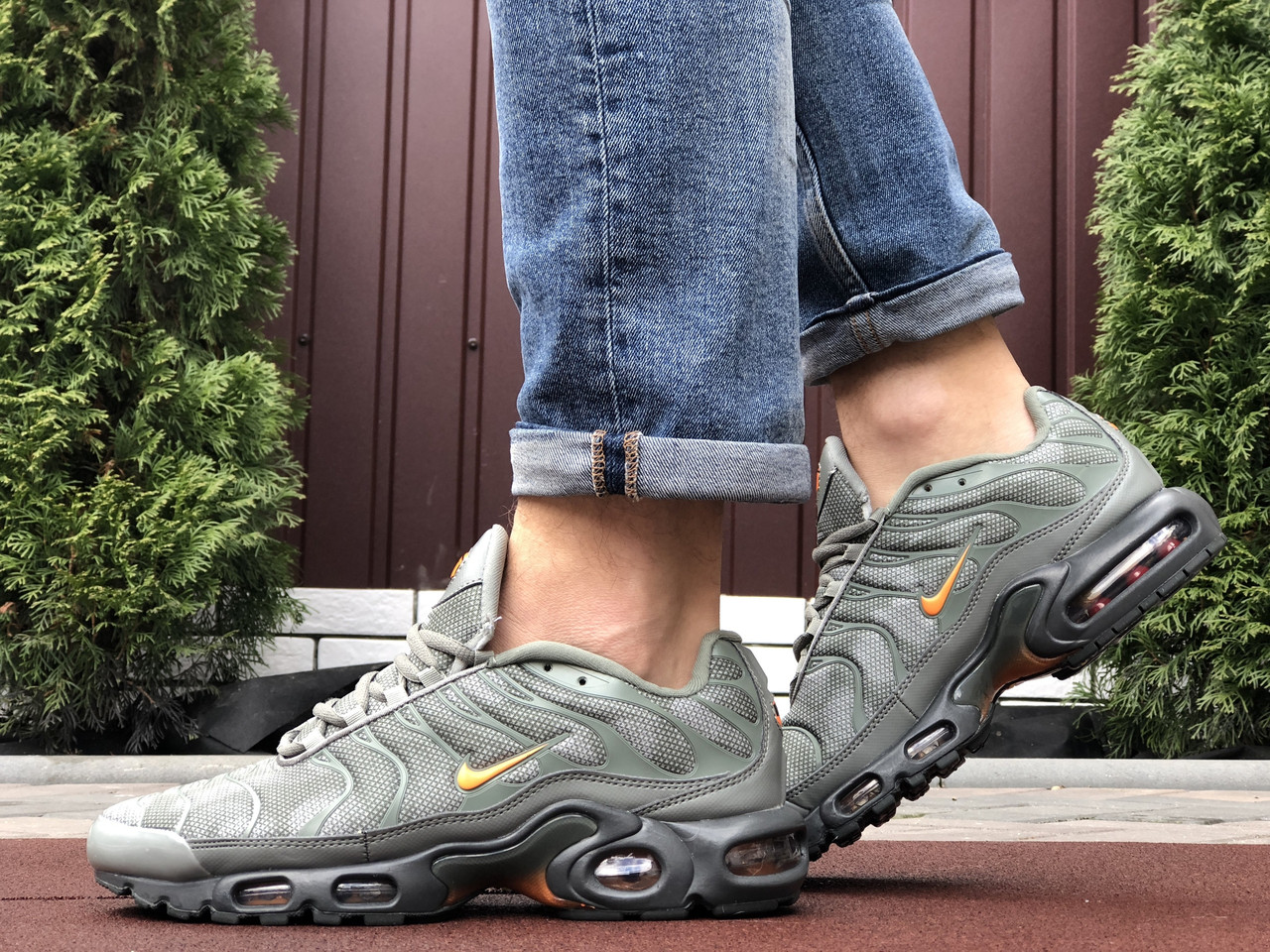 

Мужские кроссовки в стиле Nike Найк Air Max Plus, хаки. 43 (27,5 см)