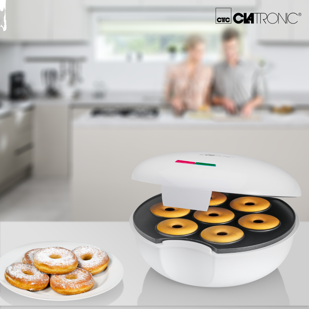 Аппарат для приготовления пончиков и бубликов Clatronic белый 900 Вт DM 3495