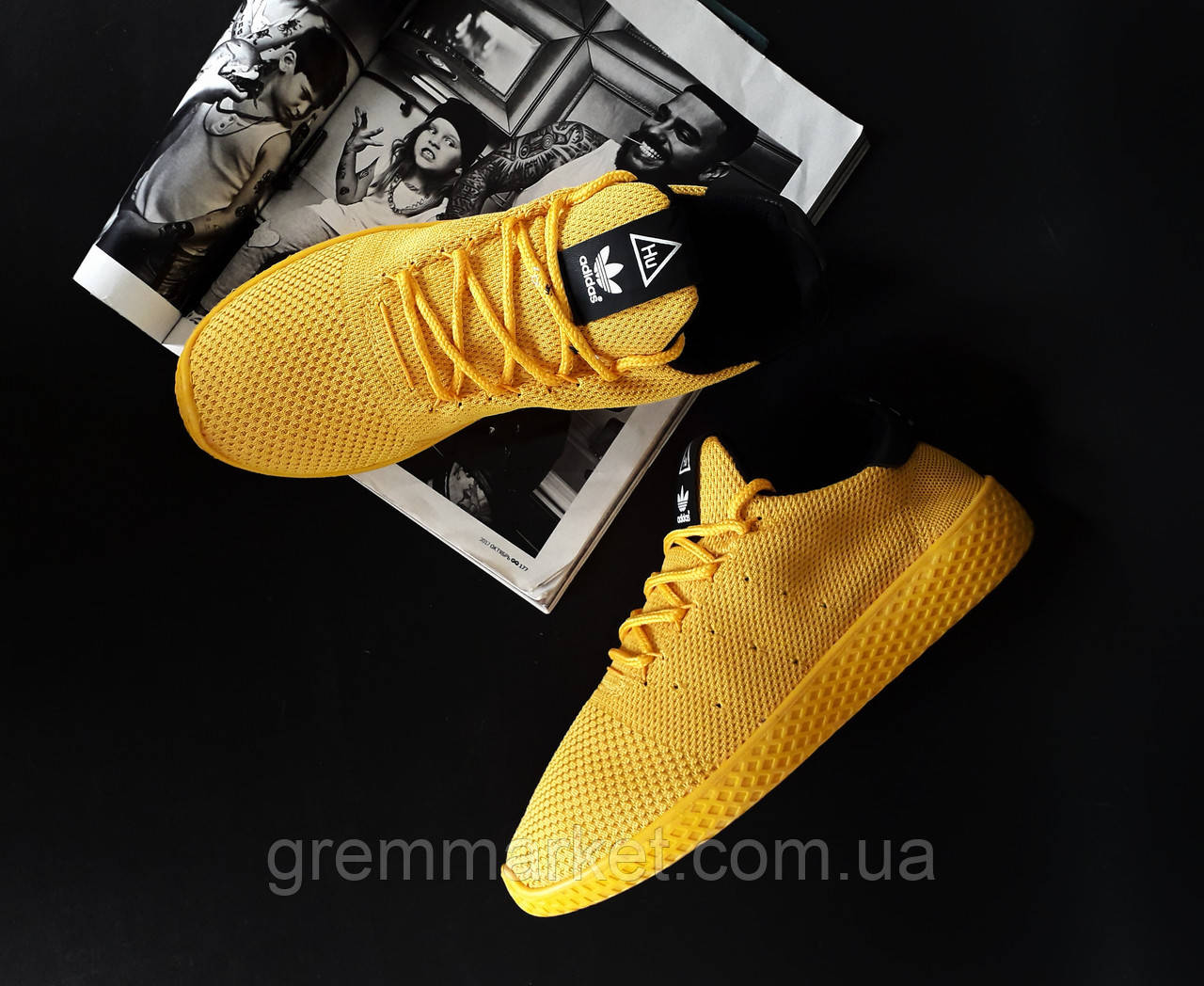 

Кроссовки Adidas Pharrell Williams Yellow