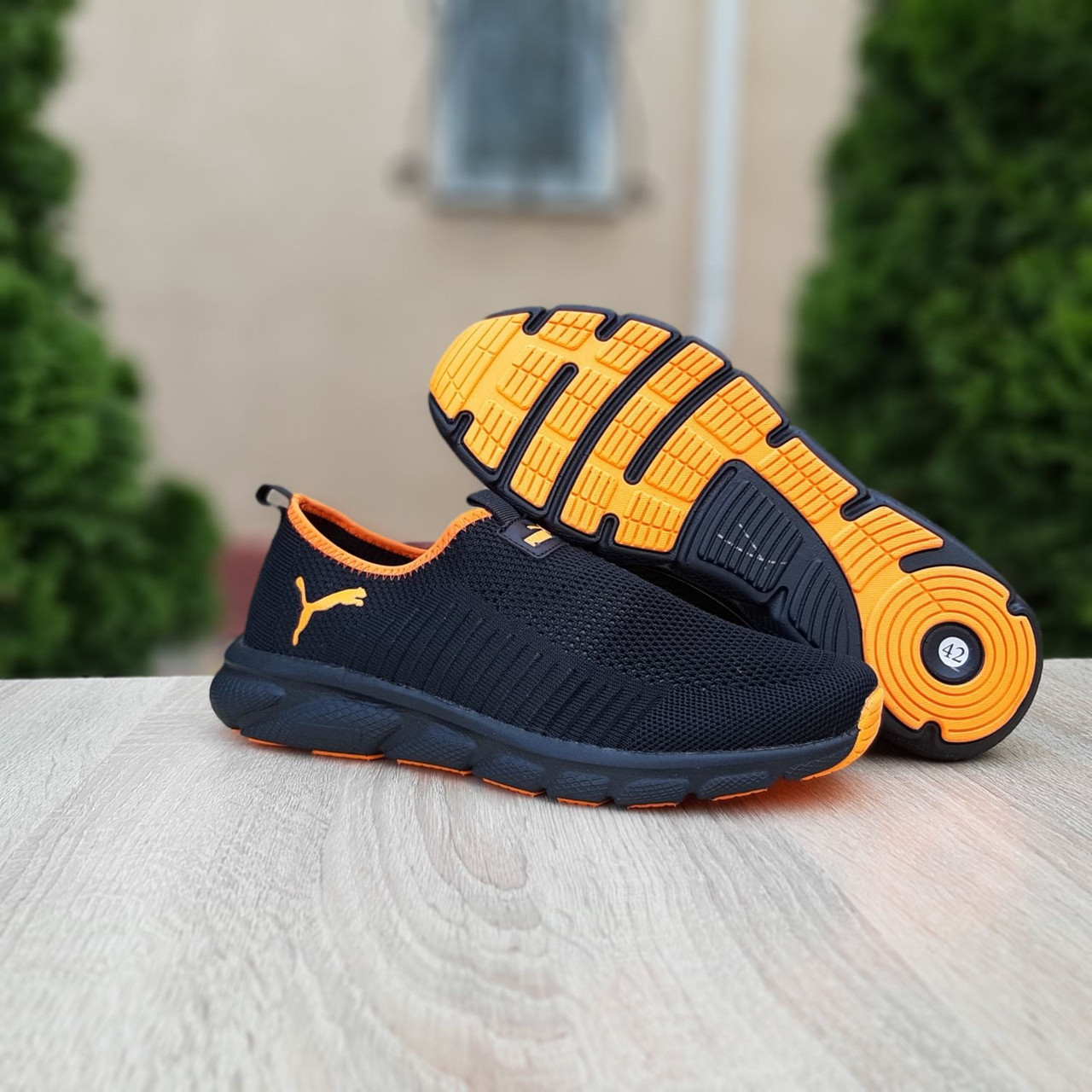 

Мужские кроссовки Puma (черные с оранжевым) О10467 спортивная легкая обувь для парней, Черно-оранжевый