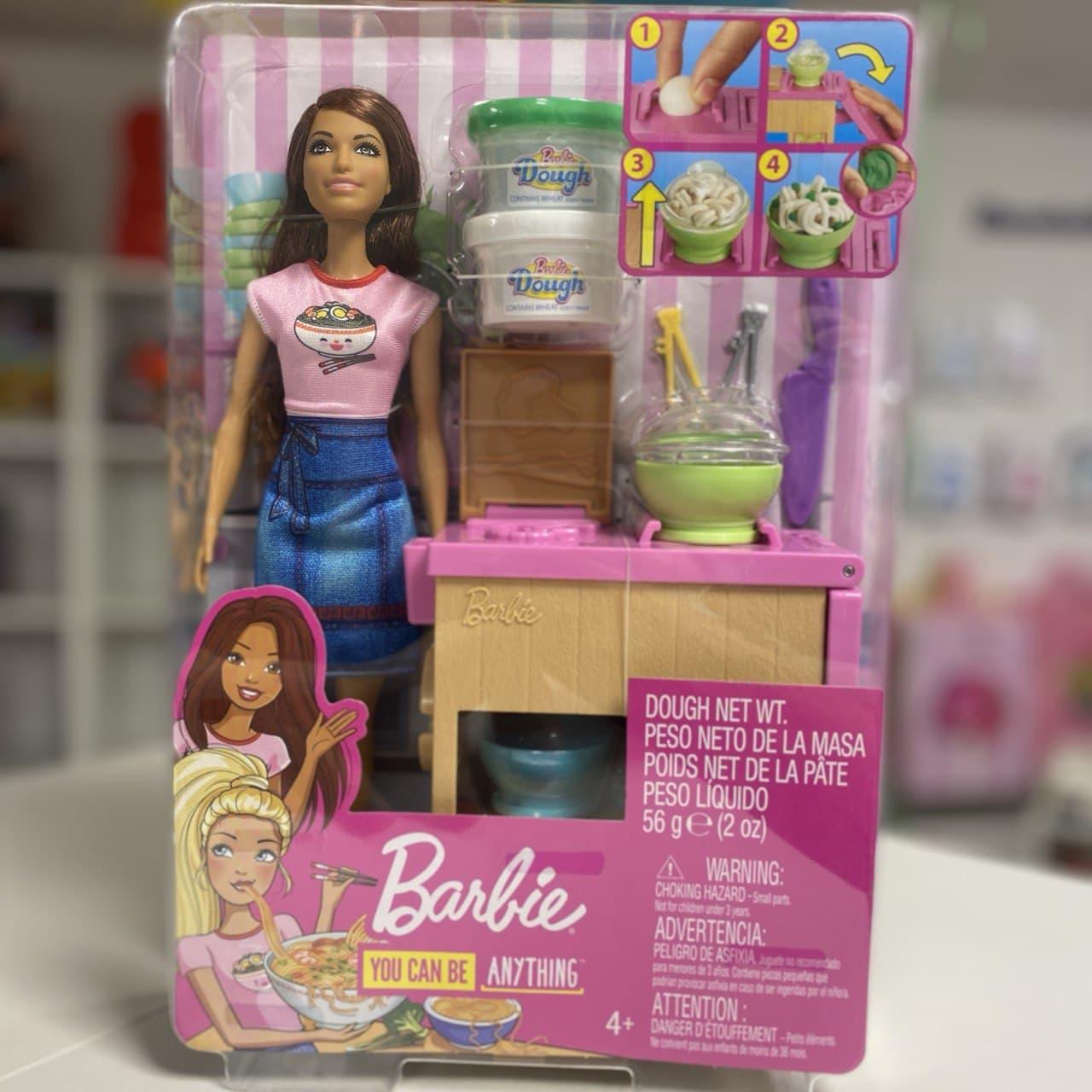 

Кукла Барби приготовление лапши Barbie Noodle Bar GHK44